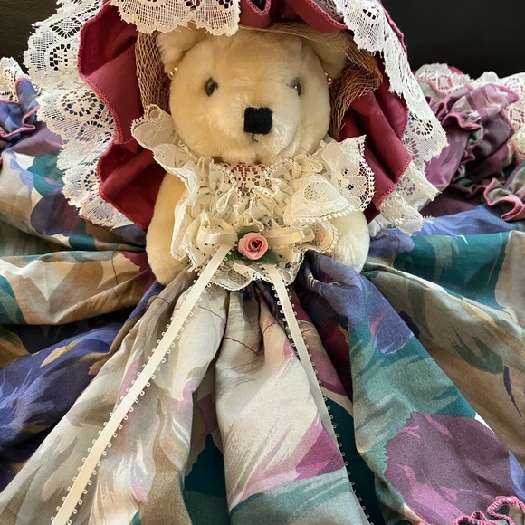 Vintage Teddy Bear Handmade Dress Lace Petticoat, Bonnet, Lace, Ribbon, Earrings - Picture 4 of 8